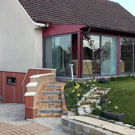 3 Chambres Privees Dans Un Jardin D'Hiver, Garage Voiture, Velos, Motos Tourville-sur-Arques Экстерьер фото